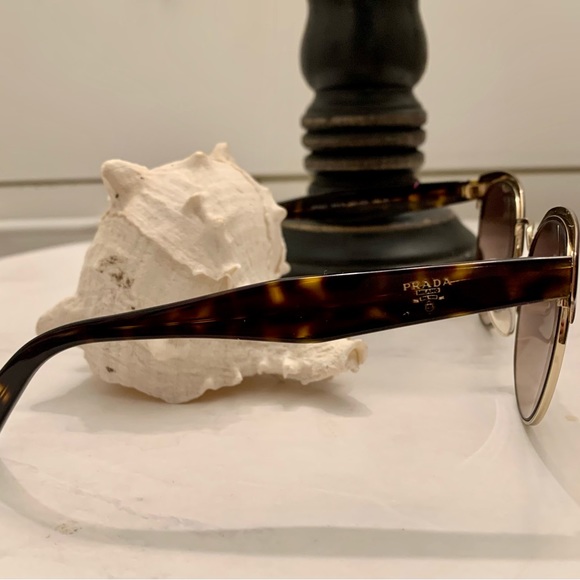 Prada singlases un excellent condition without original case - Picture 2 of 13